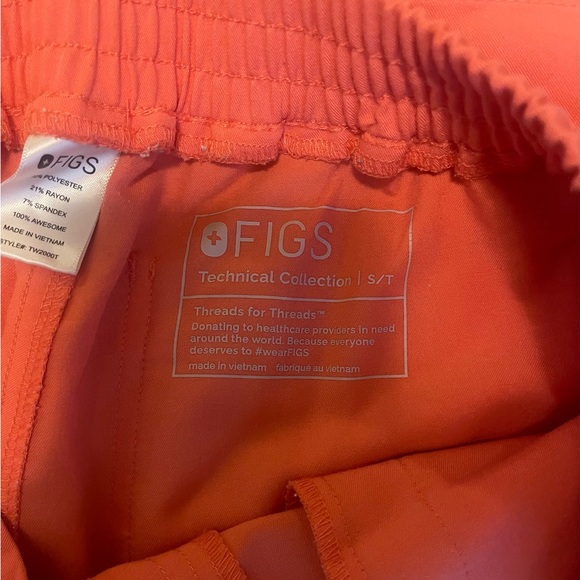 Figs Women's Pants in Hot Coral, Small Tall - Picture 5 of 11